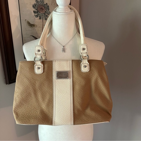 VINTAGE NINE WEST TAN/IVORY BAG - Picture 1 of 13
